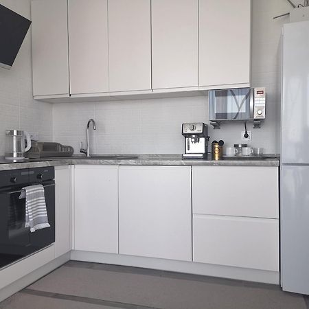 Stylish Riverside Apartments In Riviera Complex Mykolaiv Exterior foto