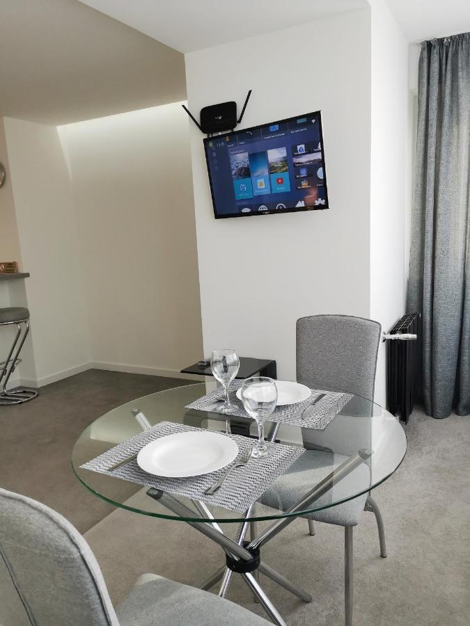 Stylish Riverside Apartments In Riviera Complex Mykolaiv Exterior foto